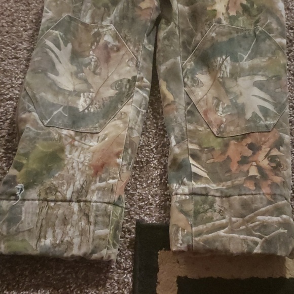 Coverall - Picture 2 of 6